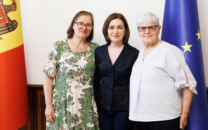 Лилия Нягу и Асея Андрух награждены Орденом Республики