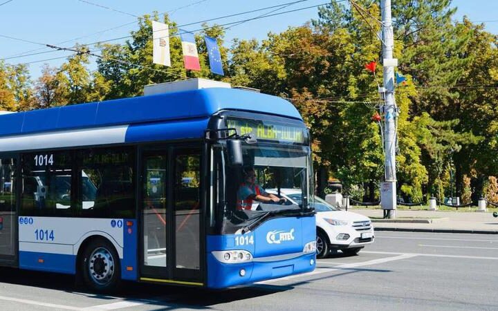 Ограничение движения в центре Кишинева в День независимости