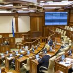Парламент соберётся на внеочередное заседание 24 и 25 августа для рассмотрения 36 проектов
