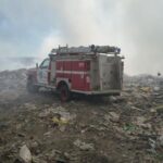 Пожар на свалке в Орхее: пожарные работают более 12 часов
