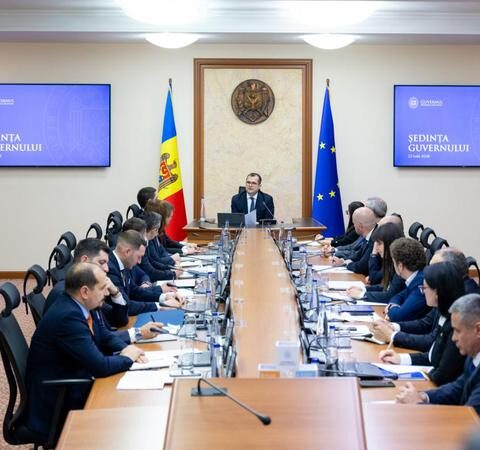 Правительство решит о лицензировании импорта зерна из Украины