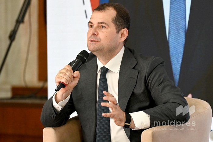 Премьер-министр Василе Тофан обозначил направления для улучшения экономики РМ на Форуме диаспоры