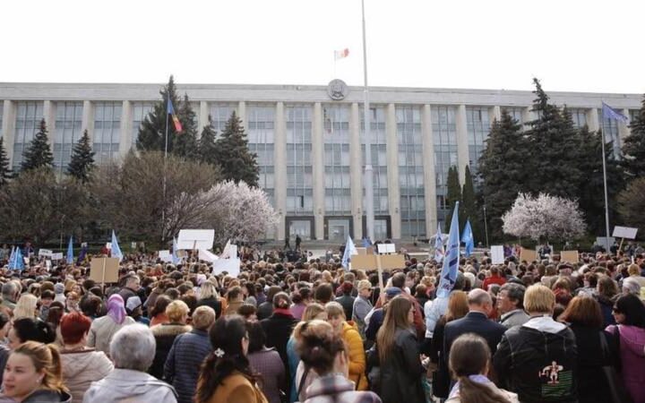Синдикаты образования планируют протесты в центре Кишинева