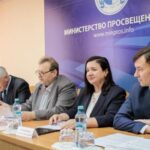 Тирасполь вводит обязательство для учеников почитать символику сепаратистского режима с 1 сентября