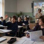 Кремль превращает российские школы в систему идеологического контроля и подготовки мобилизационного ресурса