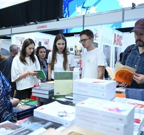 Bookfest Chișinău 2026: Более 30 издательств представили новые книги