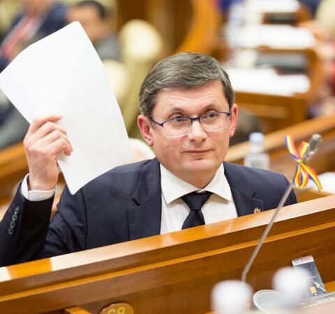 Дефицит бюджета Молдовы составил более 23 миллиардов леев, заявил Игорь Гросу