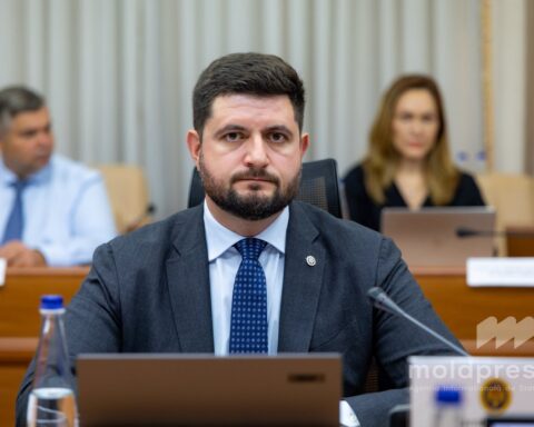 Дорин Жунгиету прокомментировал использование чрезвычайных запасов газа для снижения цен