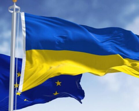 ЕС выделяет 6,6 миллиарда евро на военную помощь Украине из собственных фондов