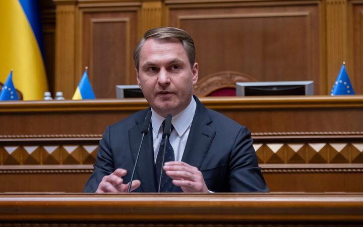 Генеральный прокурор Украины Руслан Кравченко покинул страну на служебном автомобиле