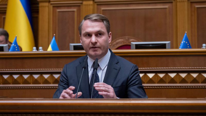 Генеральный прокурор Украины Руслан Кравченко покинул страну на служебном автомобиле
