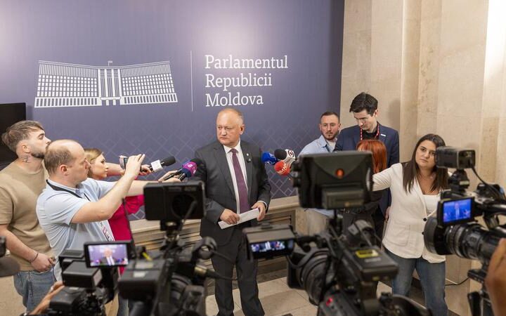 Игорь Додон призывает к досрочным выборам из-за роста цен на топливо