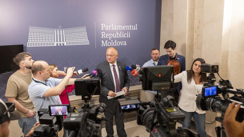 Игорь Додон призывает к досрочным выборам из-за роста цен на топливо