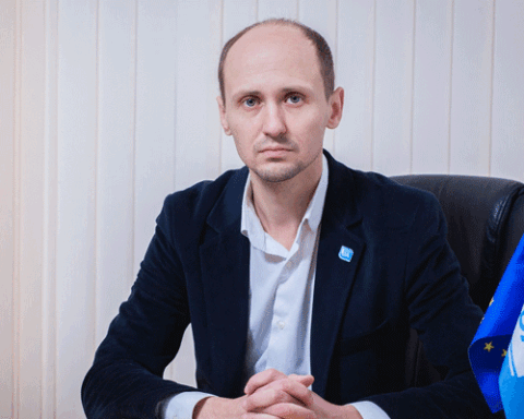 Лидер партии Platforma DA требует пересмотра законопроекта о фармацевтике из-за изменений в доступе к лекарствам