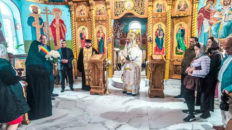 Митрополит Антоний призывает к единству и примирению среди верующих в контексте 34-летия реабилитации Митрополии Бессарабии