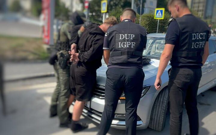 Полиция задержала троих подозреваемых в продаже наркотиков, изъято 500 тысяч леев