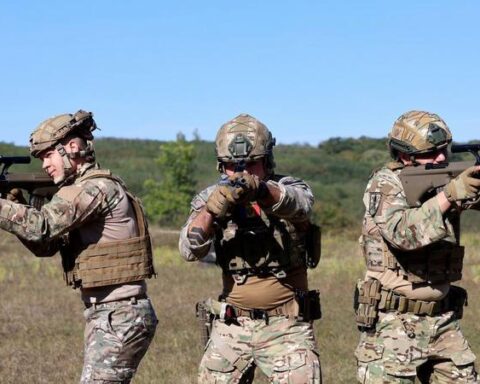 Соревнования военнослужащих: проверка силы, точности и навыков реагирования в Молдове