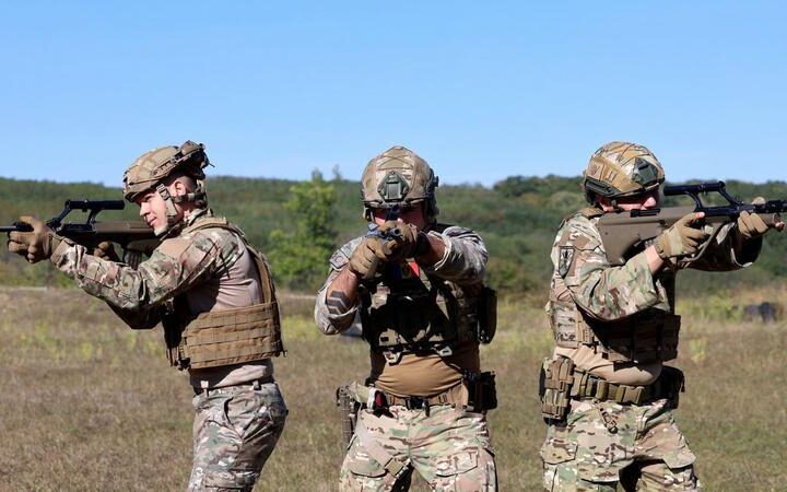 Соревнования военнослужащих: проверка силы, точности и навыков реагирования в Молдове
