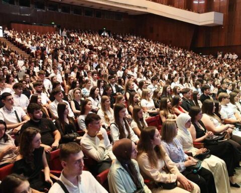 В Университете медицины и фармацевтики имени Николая Тестемицану начала учёбу свыше 1000 студентов первого курса