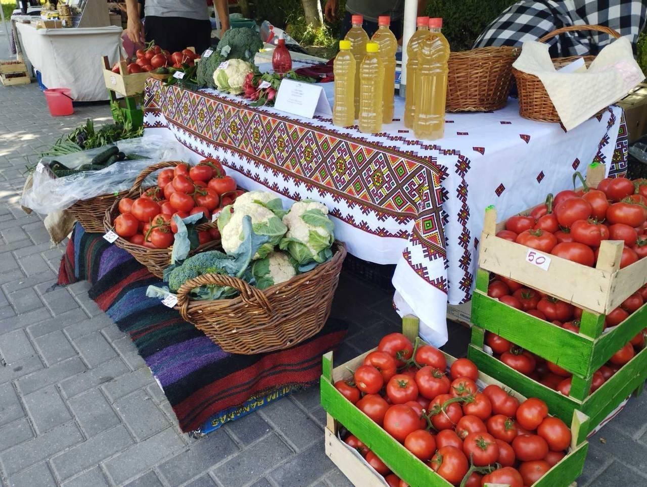 Ярмарки с отечественными продуктами прошли в секторах Кишинева в выходные дни