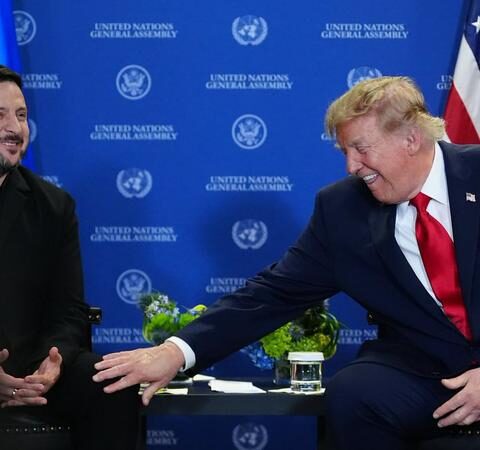 Зеленский надеется на помощь Трампа в прекращении войны до зимы
