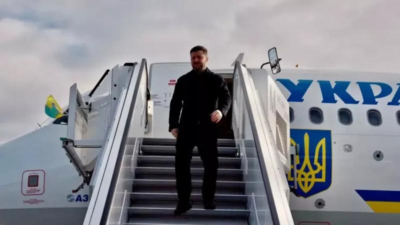 Зеленский: Россия атаковала Молдову, в результате чего задержался украинский президентский самолет