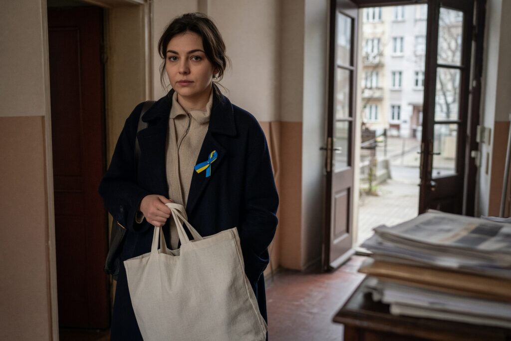 От отдельных преступлений к образу «опасных украинцев»: как польские СМИ разогревают страх вокруг миграции