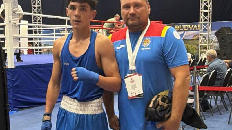Александру-Ахилу Буханиуку присуждена серебряная медаль на чемпионате Европы по боксу