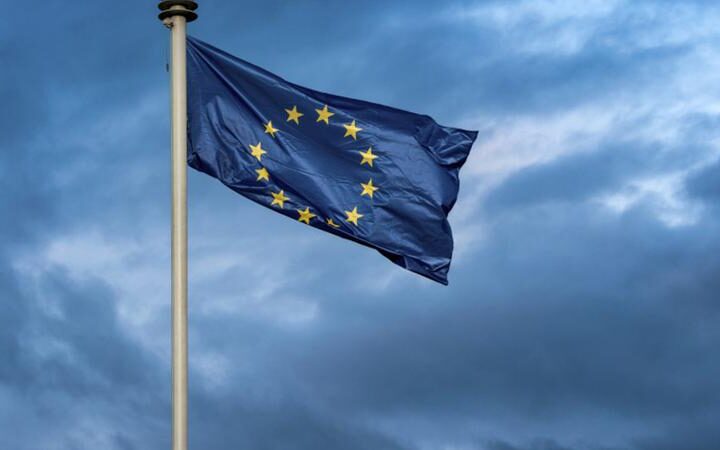ЕС вводит санкции против 1.600 человек и организаций, связанных с войной в Украине