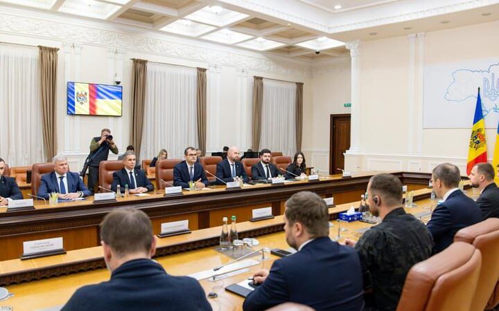 Молдова и Украина планируют увеличить энергетические обмены через новый проект