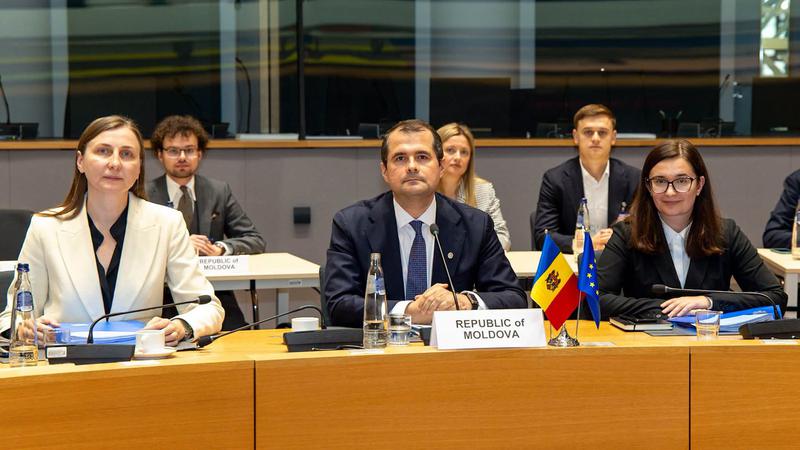 Молдова приглашена представить позиции для переговоров по кластерам 2 и 3 с ЕС