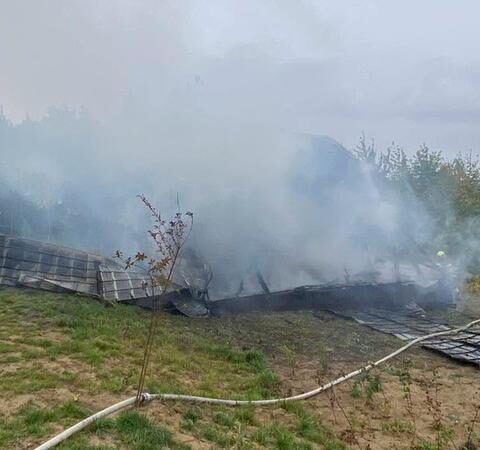 Пожар на туристической базе в Хынчештах уничтожил кабину целиком