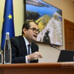 Премьер Тофан прокомментировал причины неудачи приватизации гостиницы "Заря" и изменения условий аукционов