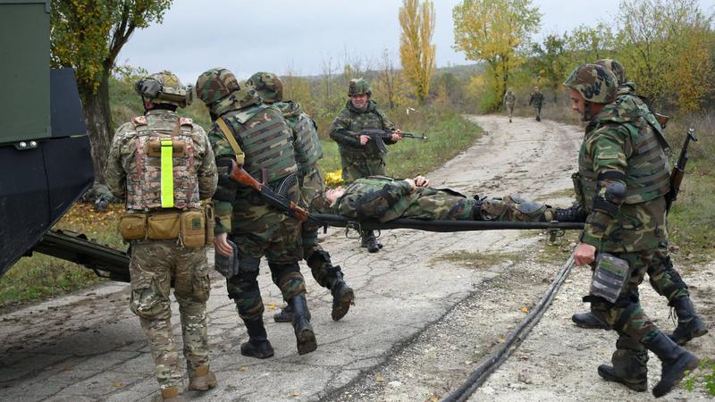 В Дăнчень проходят тренировки для почти ста резервистов