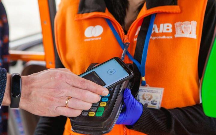 В Кишинёве планируется внедрение электронного безналичного расчёта в общественном транспорте