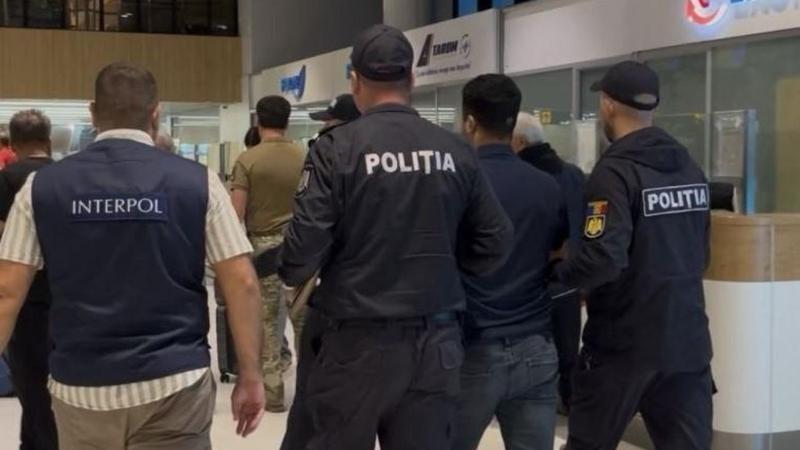 В Молдове экстрадирован турецкий гражданин, разыскиваемый через INTERPOL 2 В Молдове экстрадирован турецкий гражданин, разыскиваемый через INTERPOL