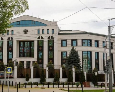 В Молдове сотрудник посольства России объявлен персоной нон грата после инцидента с дроном
