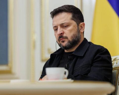 Зеленский заявил о возможности заморозки конфликта на фронте